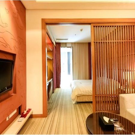 Starway Hotel Silver Чжухай Екстер'єр фото