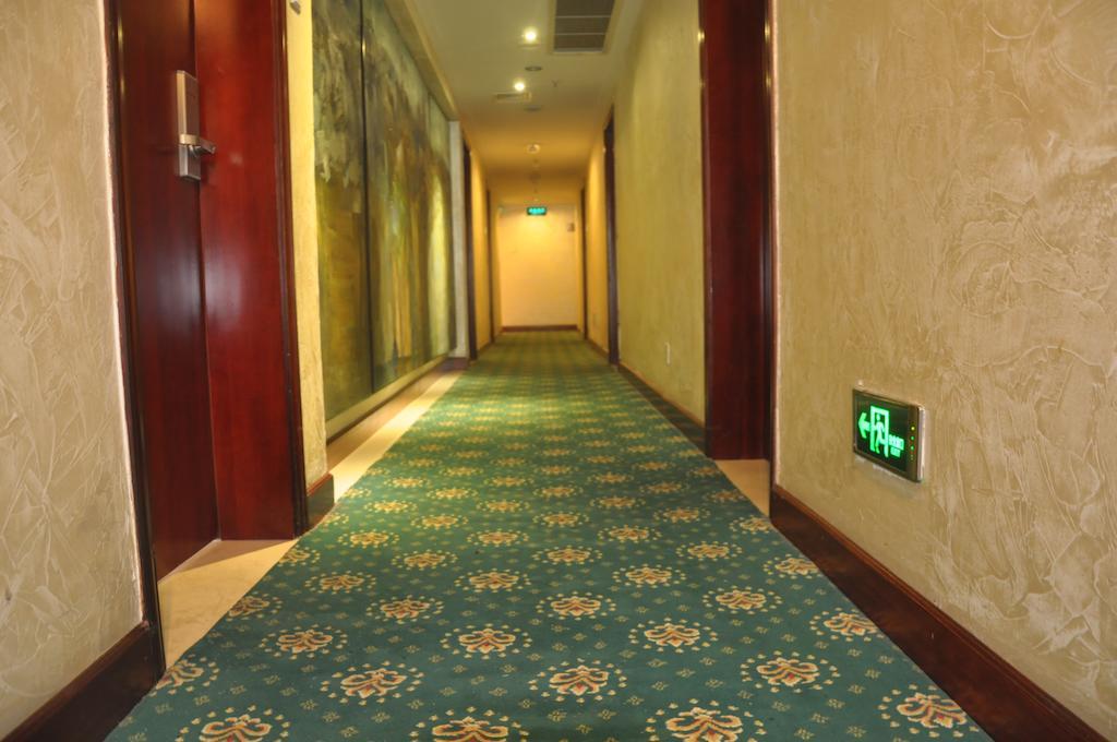 Starway Hotel Silver Чжухай Екстер'єр фото